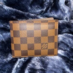 Louis Vuitton Brown and Tan Checkered Key & Card Holder